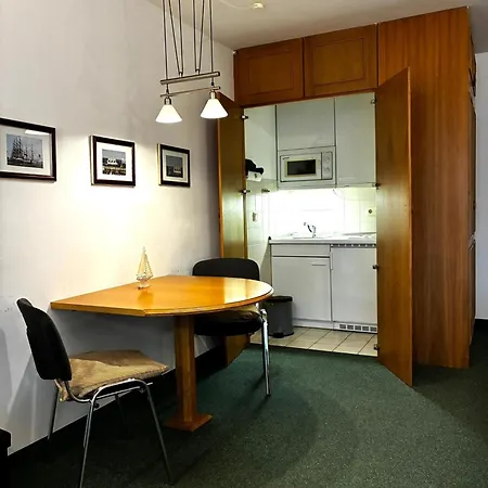 Residenz Trafalgar דירה *